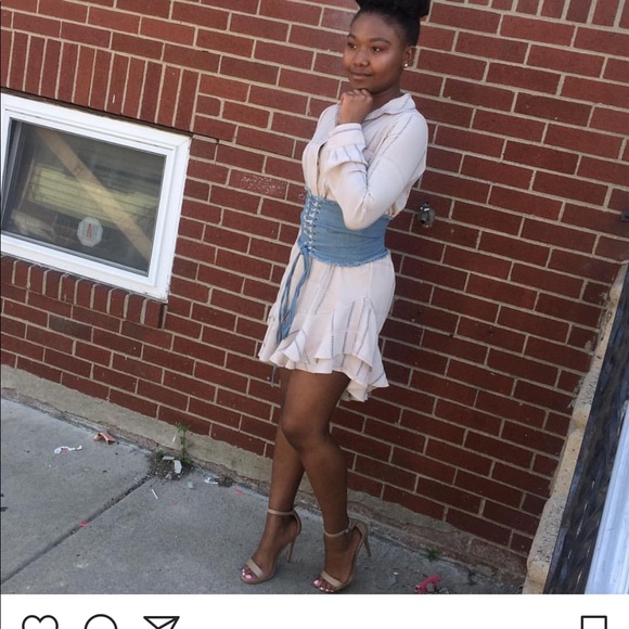 Missguided corset belt. Worn once - Picture 4 of 4